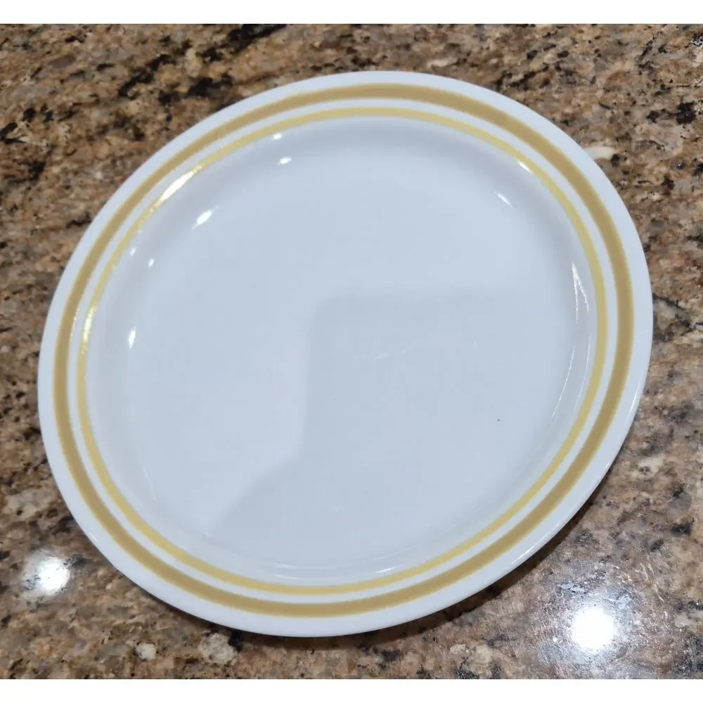 Corelle Citrus Dinnerware (2 Rimmed Bowls & 1 Luncheon Plate) Yellow